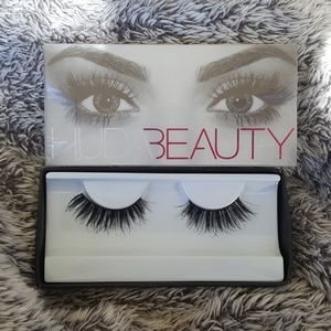 Huda Beauty Lashes Style Samantha #7